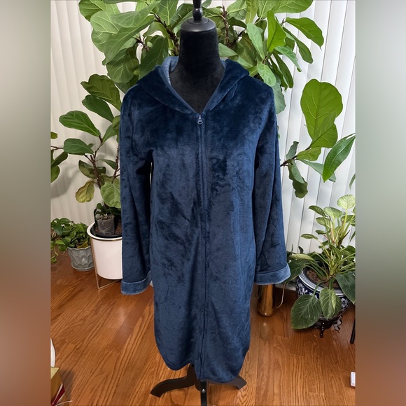 Koolaburra Intimates & Sleepwear Koolaburra By Ugg Plush Hooded Zip